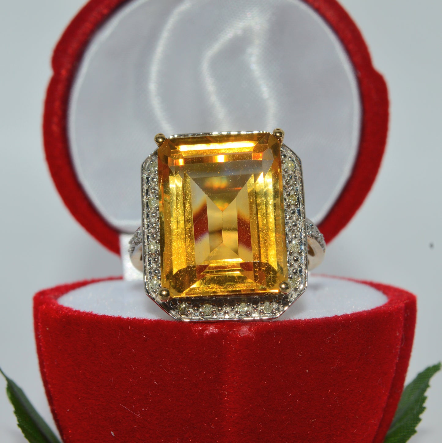 9ct Gold - Citrine & Diamond Cocktail Ring front