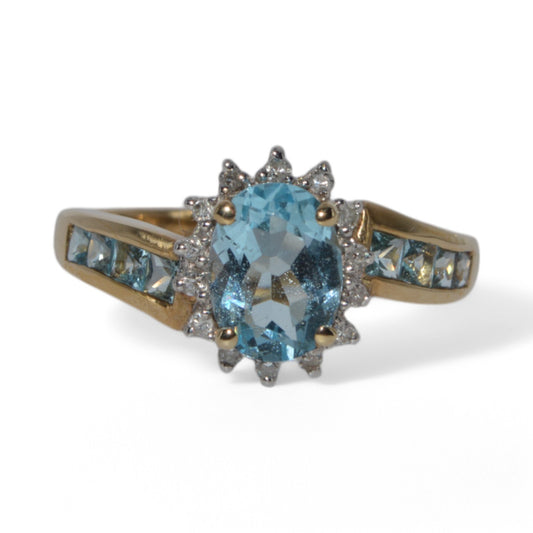 9ct Gold - Topaz & Diamond Cluster Ring front