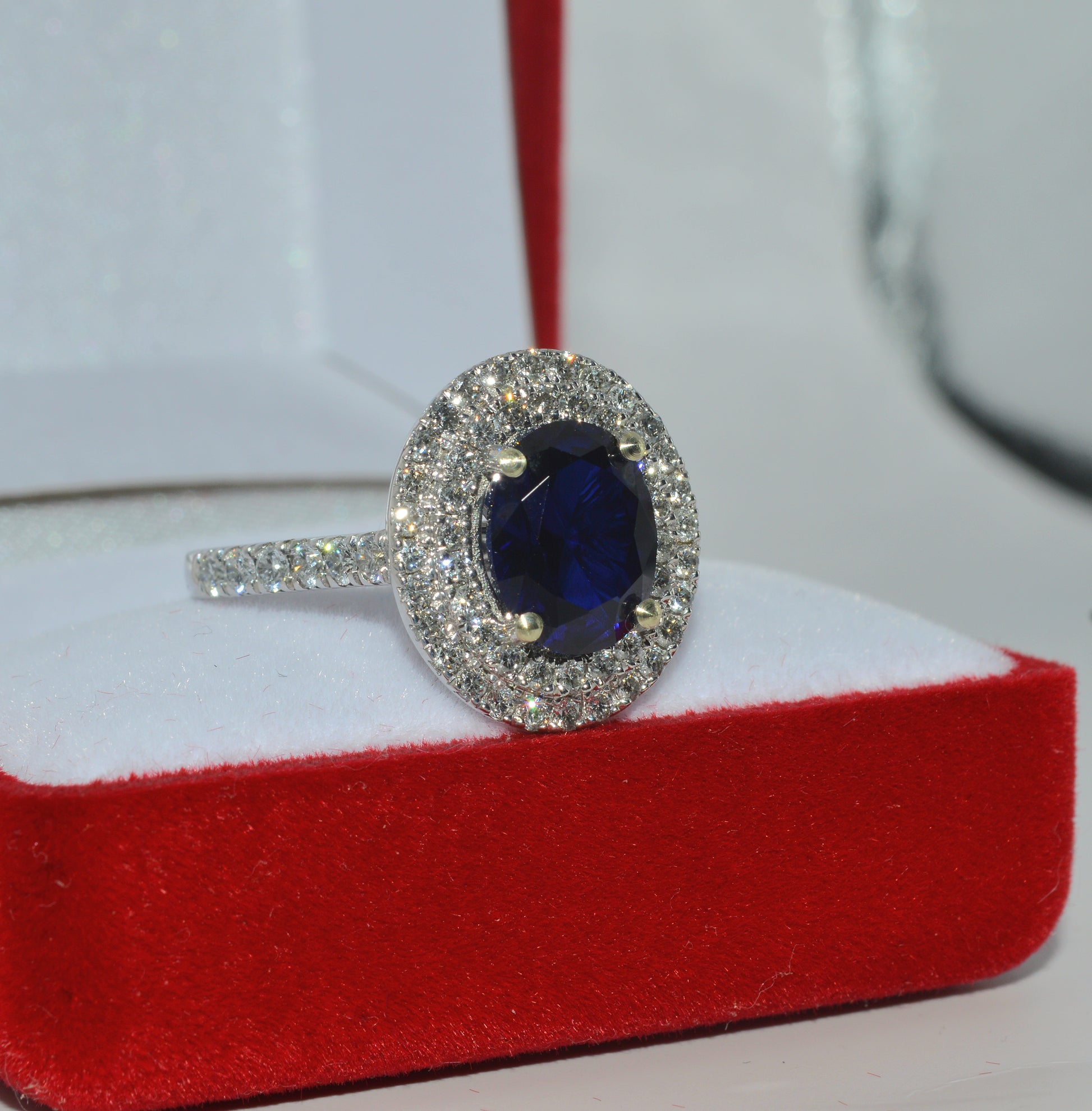 9ct White Gold - Sapphire & Diamond Double Row Cluster Ring right