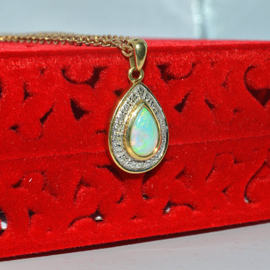 Vintage 1984 - 9ct Gold - Natural Opal & Diamond Necklace right tilt