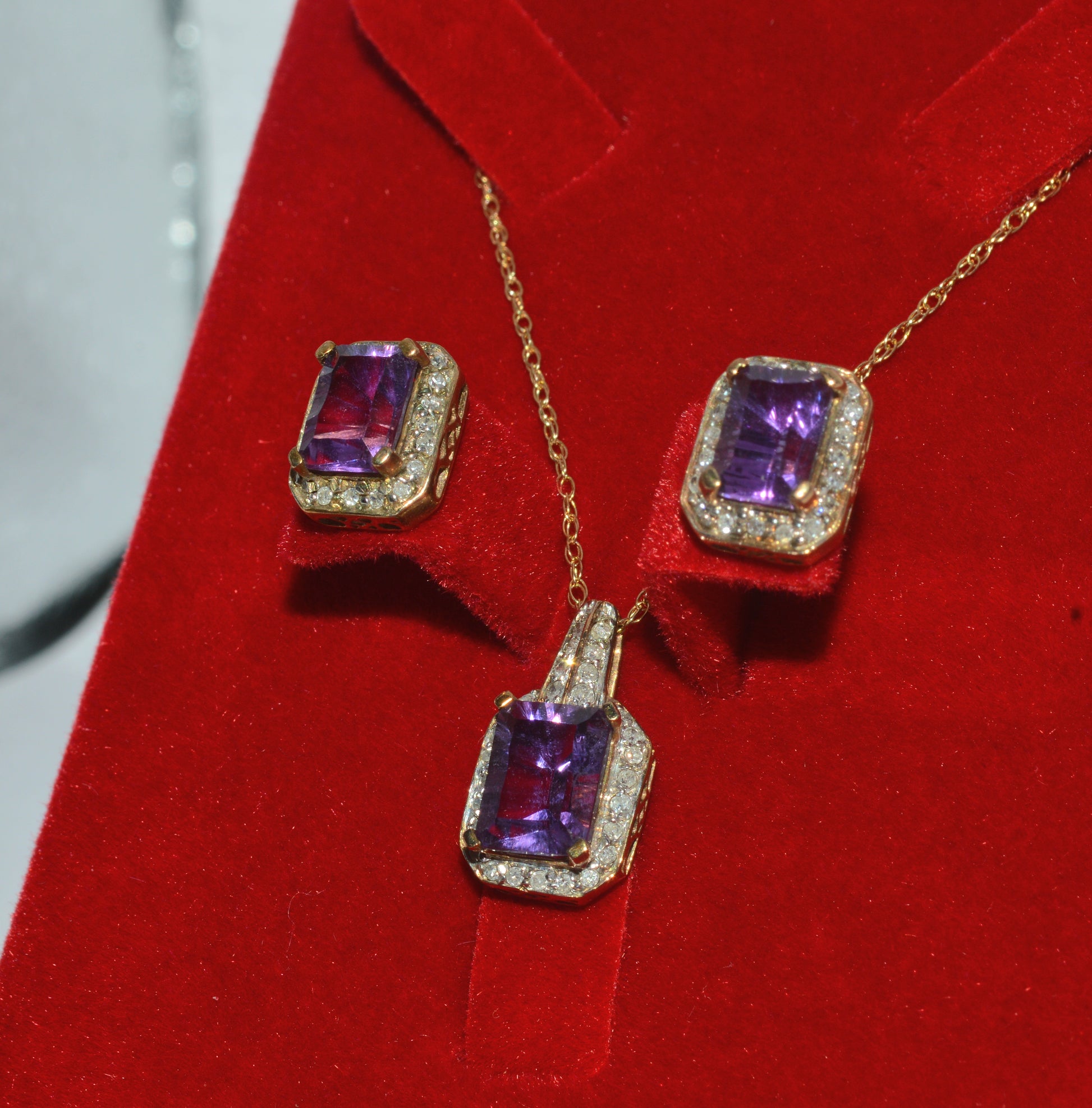 9ct Gold - Amethyst & Diamond Earring & Necklace Set left