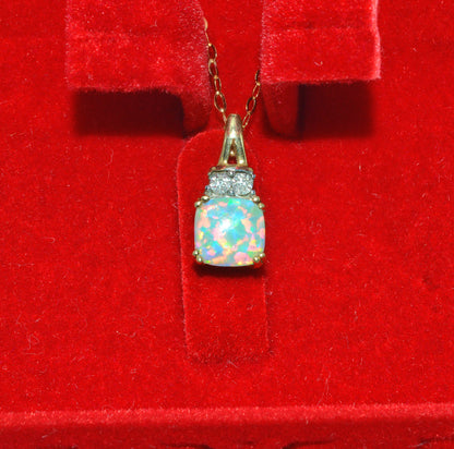 9ct Gold - Opal & Diamond Necklace front box close