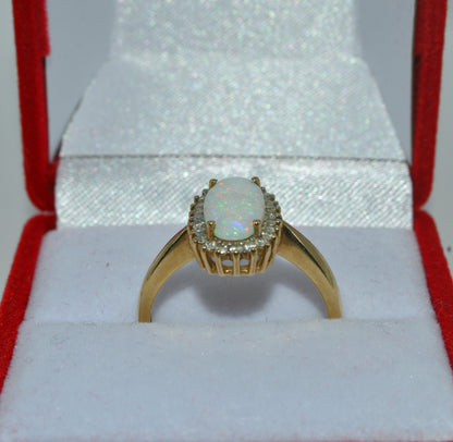 9ct Gold - Diamond & Opal Cluster Ring upright