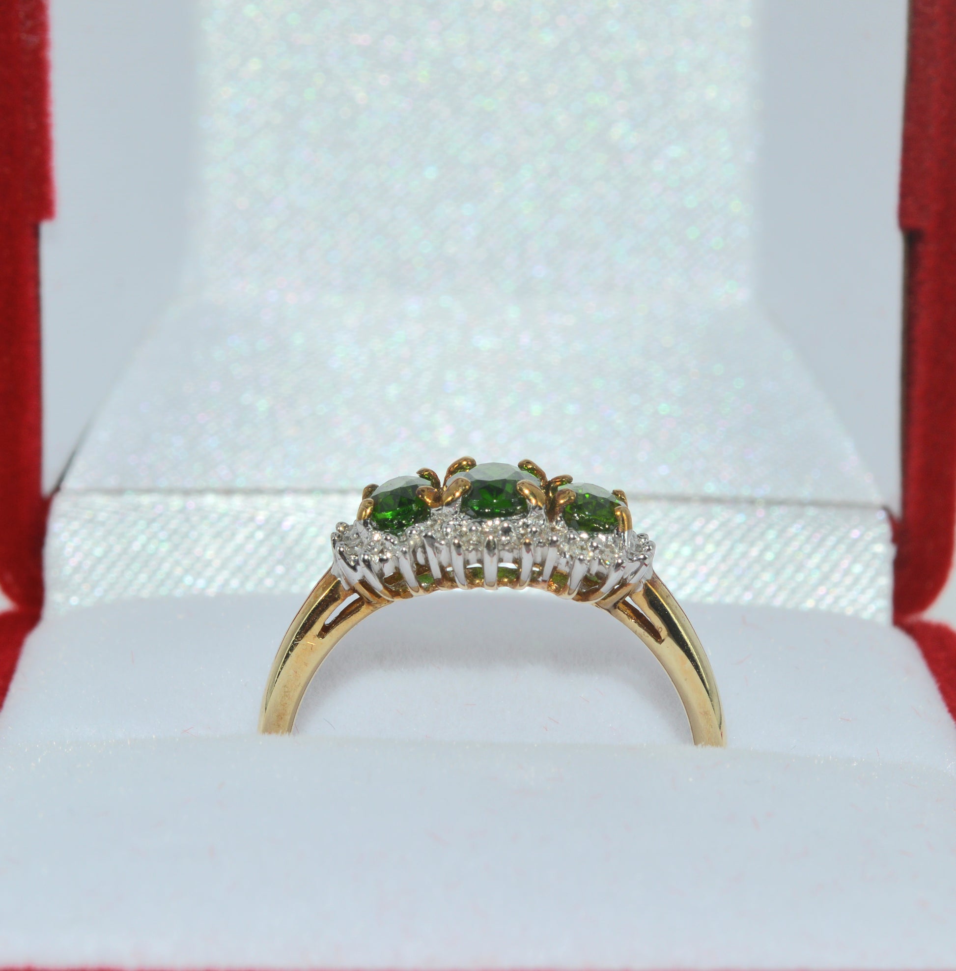 2005 - 9ct Gold - Chrome Diopside & Diamond Trilogy Ring  upright