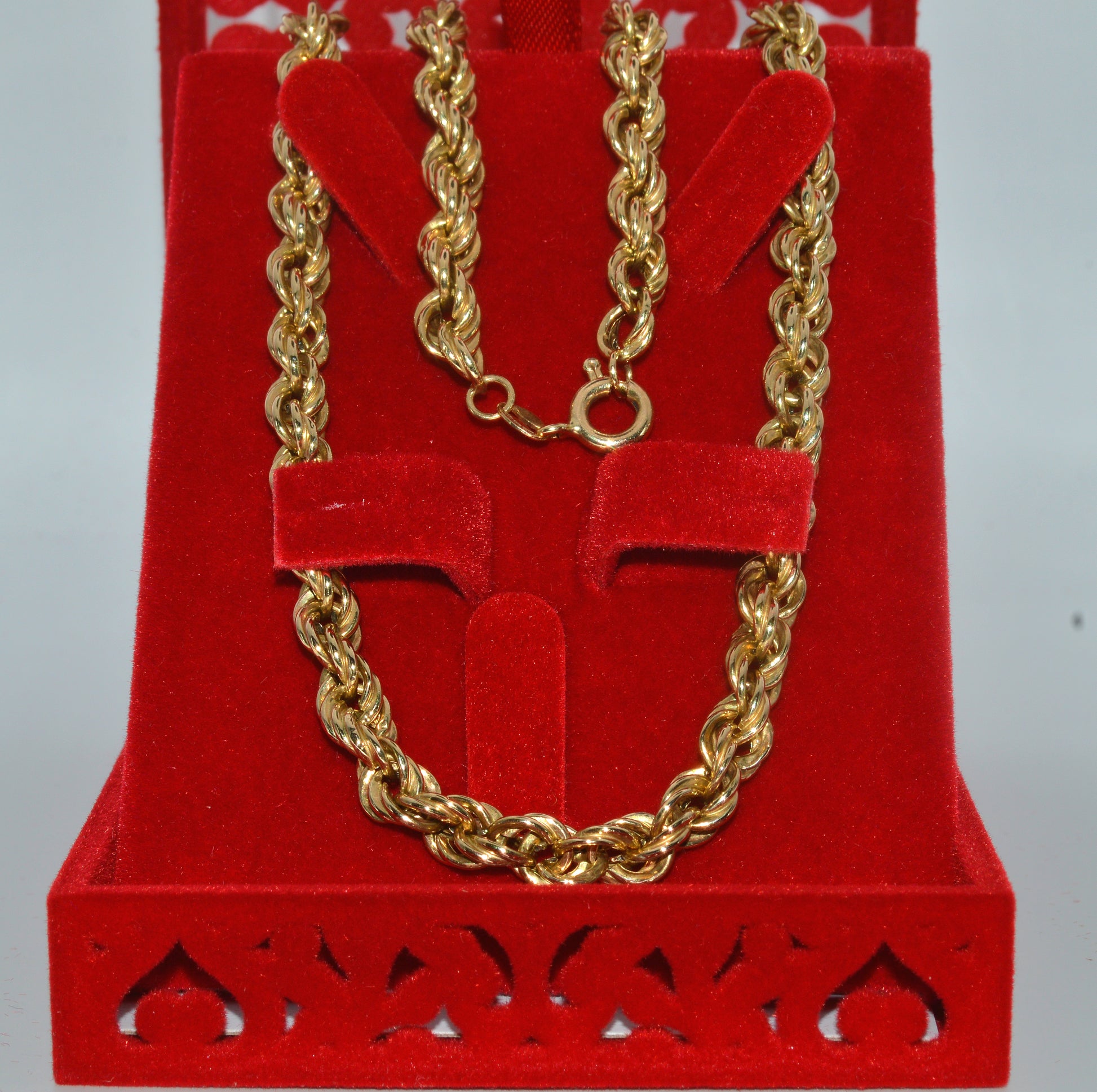 Vintage 1987 - 9ct Gold - Rope Chain front