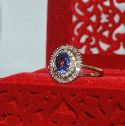 9ct Gold - Tanzanite & Baguette Diamond Cluster Ring left