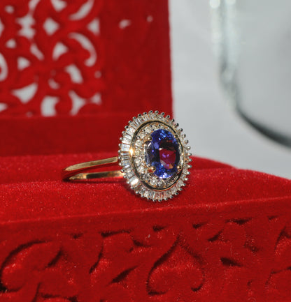 9ct Gold - Tanzanite & Baguette Diamond Cluster Ring right