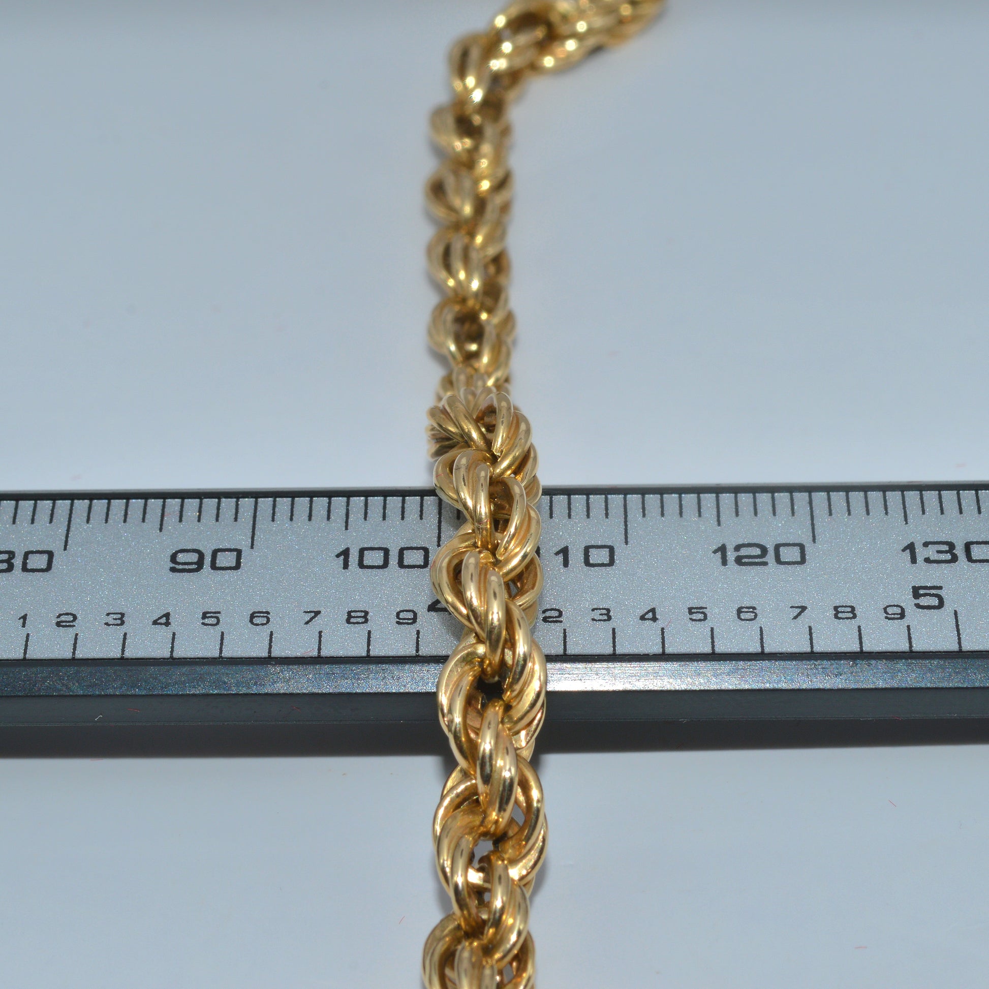 Vintage 1987 - 9ct Gold - Rope Chain measure