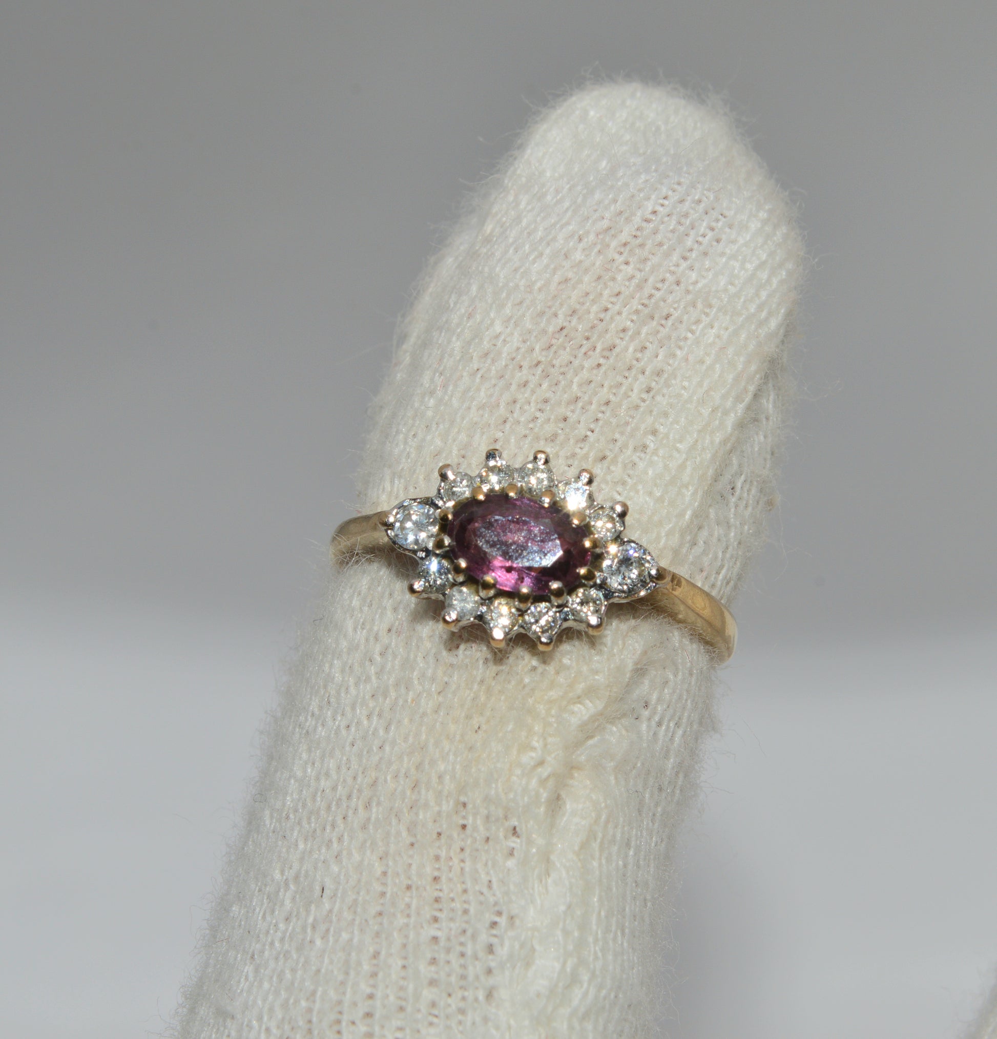 9ct Gold - Ruby & Diamond - East - West Ring finger top down