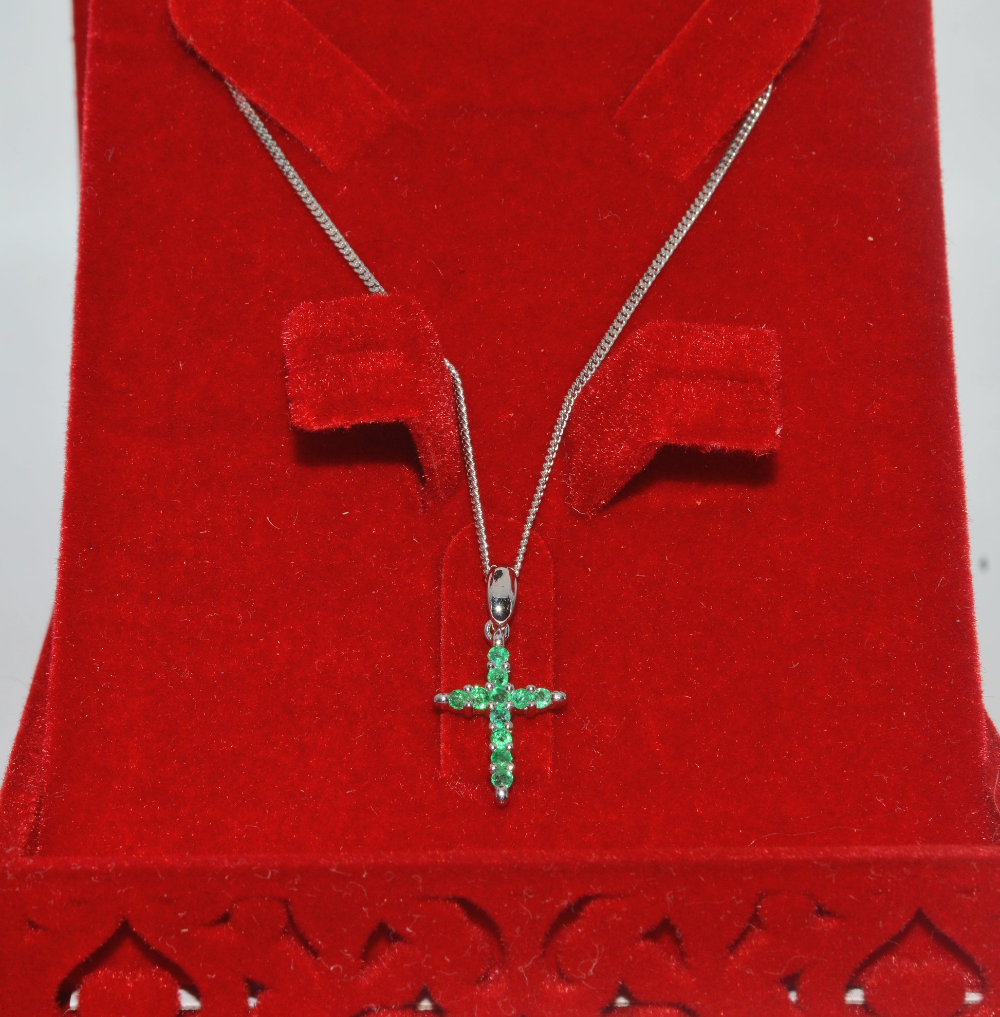 9ct White Gold - Emerald Cross Necklace far