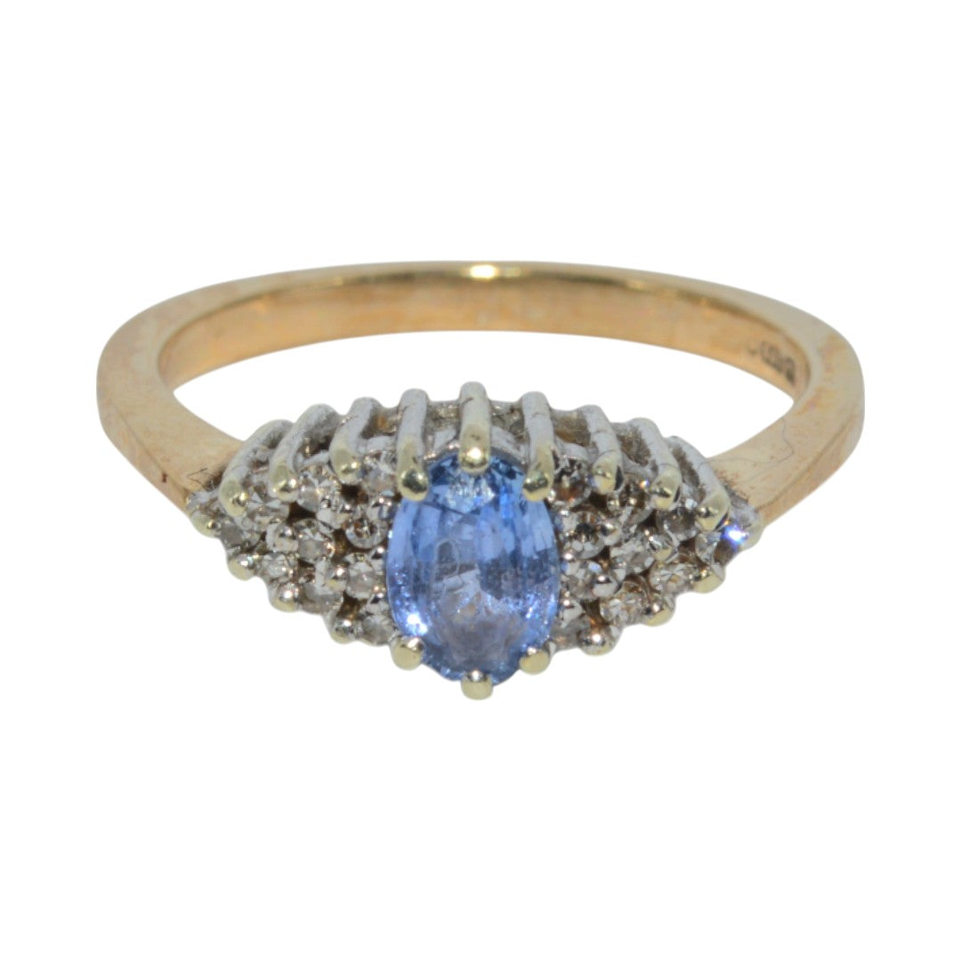 9ct Gold - Sapphire & Diamond Ring top down