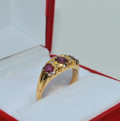 Edwardian Era 1907 - Antique 18ct Gold - Ruby & Diamond Ring upright right