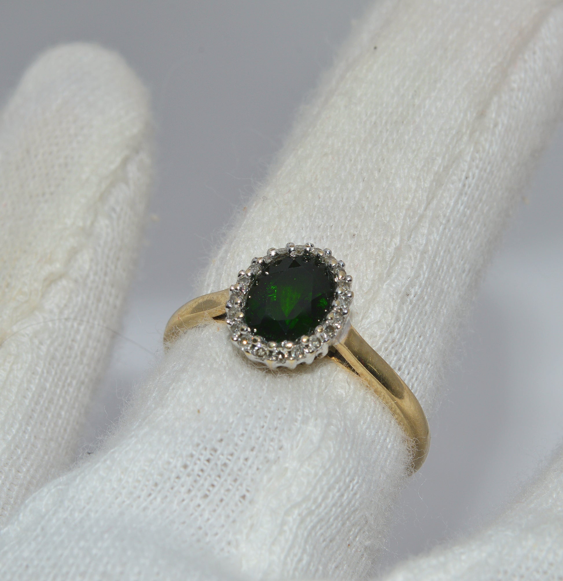 9ct Gold - Chrome Diopside & Diamond Cluster Ring finger left