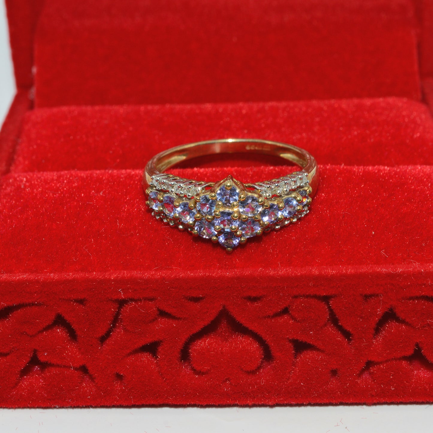 9ct Gold - Tanzanite & Diamond Ring top