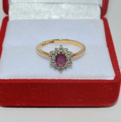 9ct Gold - Ruby & Diamond Cluster Ring top