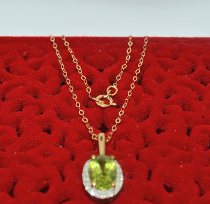 9ct Gold - Peridot & Diamond Necklace clasp 2