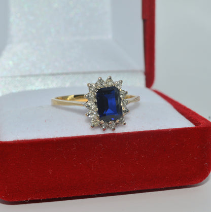 Vintage 1987 - 9ct Gold - Sapphire & Diamond Cluster Ring right