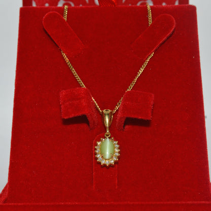 18ct Gold - Cats Eye & Diamond Necklace far