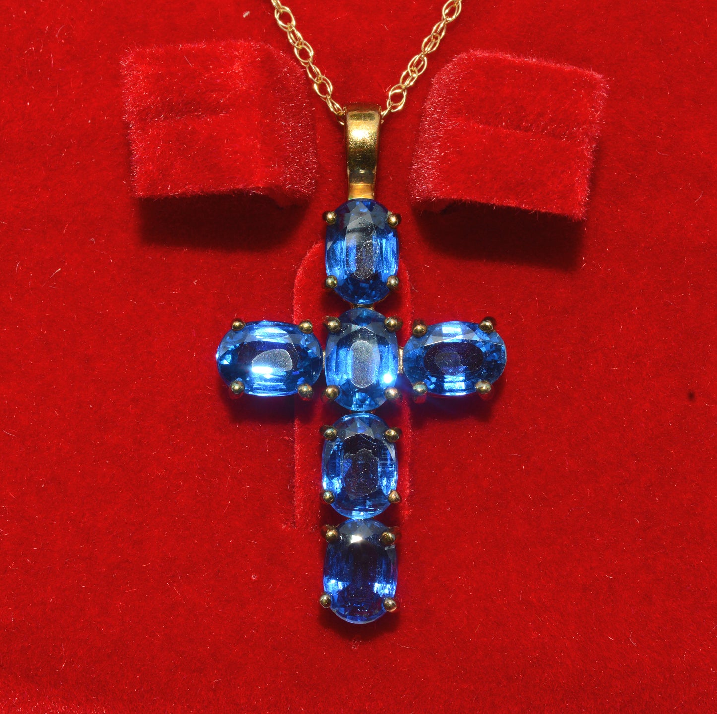 2007 - 9ct Gold - Kyanite Cross Necklace front 2