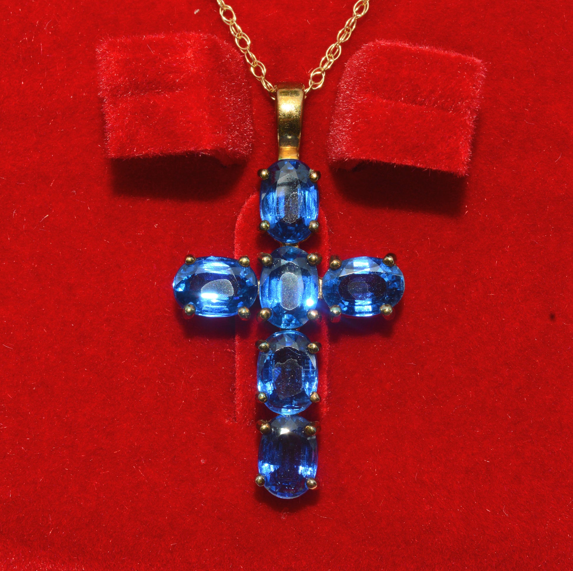 2007 - 9ct Gold - Kyanite Cross Necklace front 2