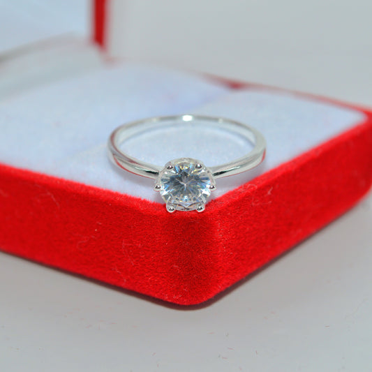 Sterling Silver - Cz Solitaire Ring top down front close