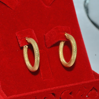 18ct Gold Textured Hoop Earrings right tilt