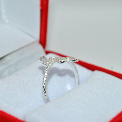 Sterling Silver - Serpent Ring upright right tilt