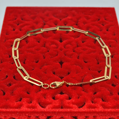 18ct Gold Paperclip Bracelet angled up