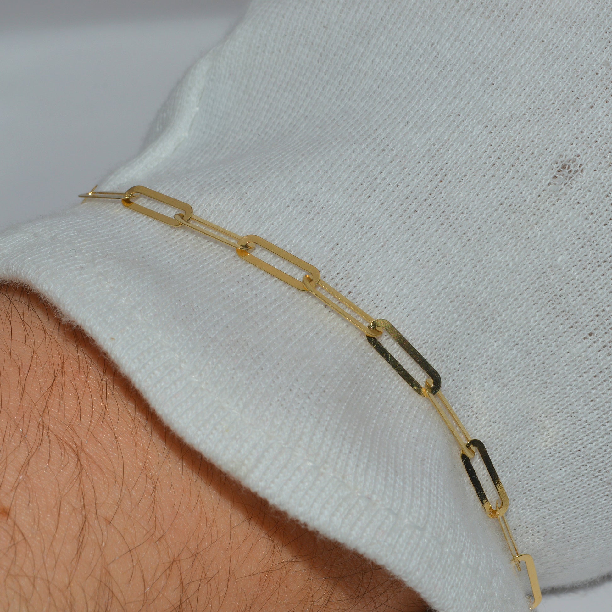 18ct Gold Paperclip Bracelet wrist 1