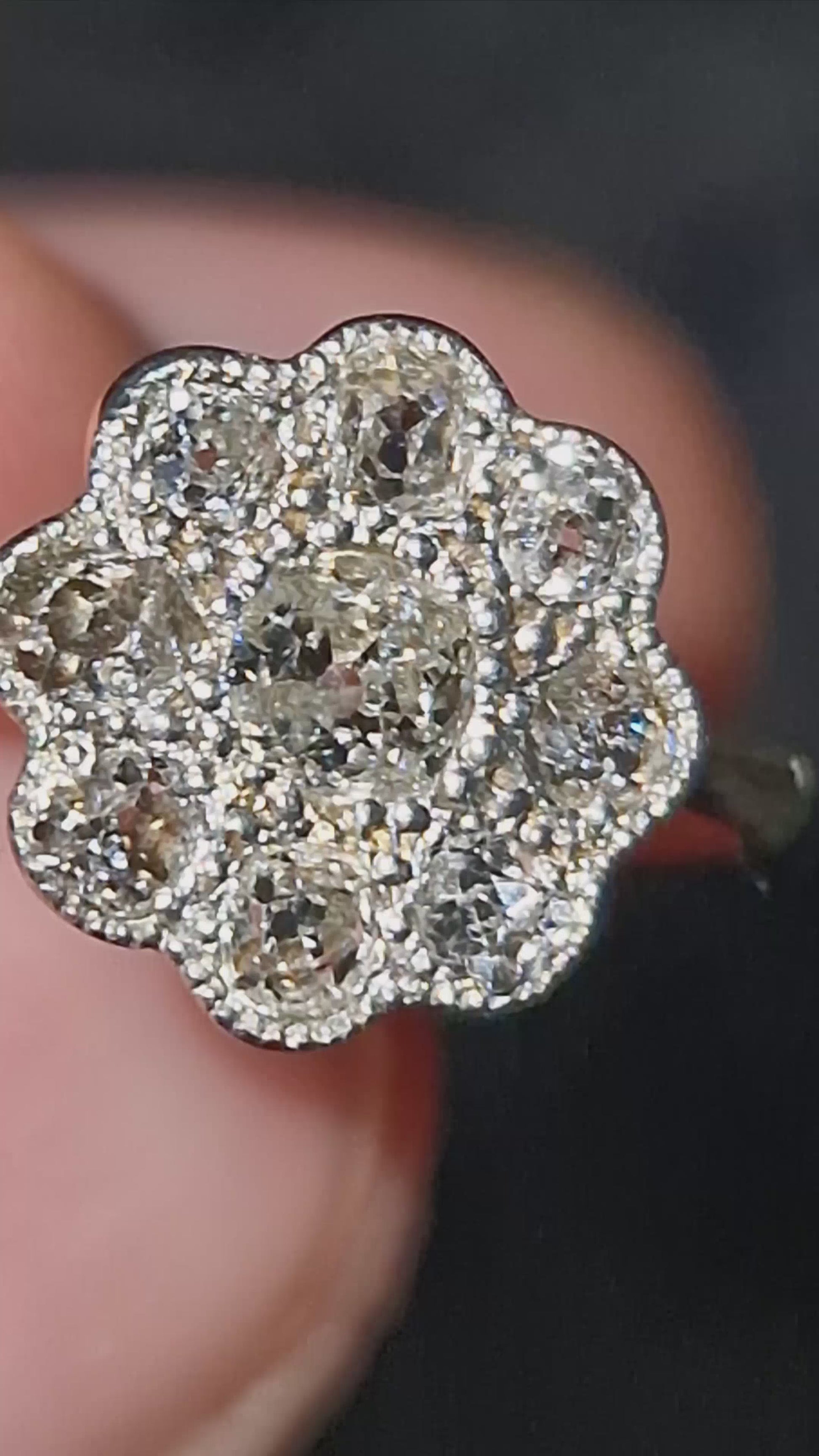 Edwardian Era - Antique 18ct Gold & Platinum - Diamond Cluster Ring video