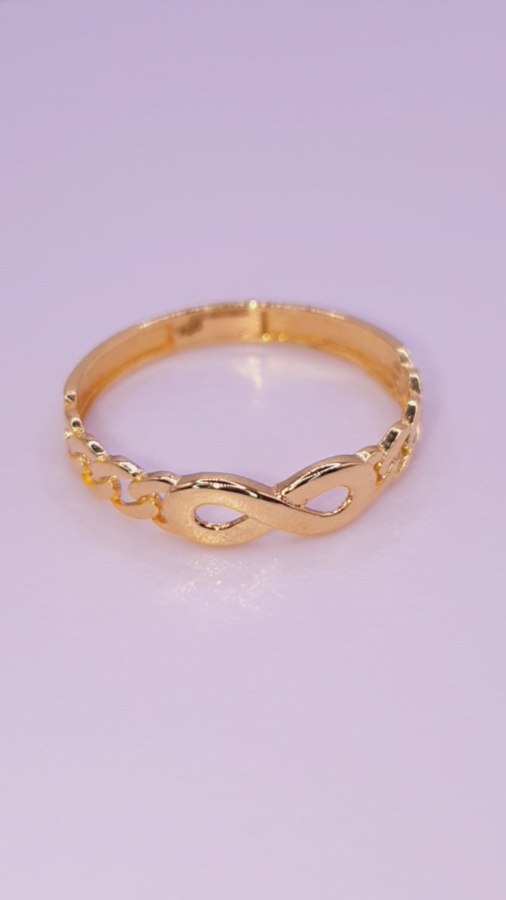 Solid 18ct Gold Women's Infinity Ring, product video