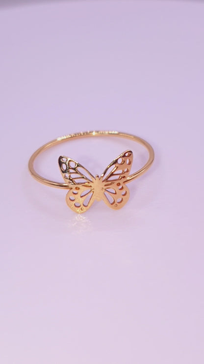 Solid 18ct gold women's butterfly ring video