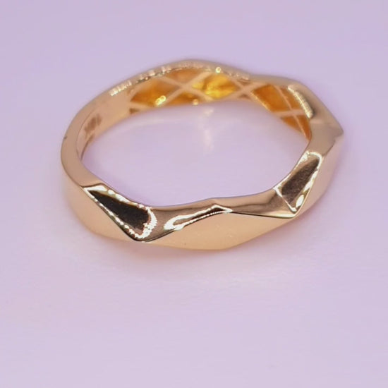 Solid 18ct Gold Women's Snake Ring, product video