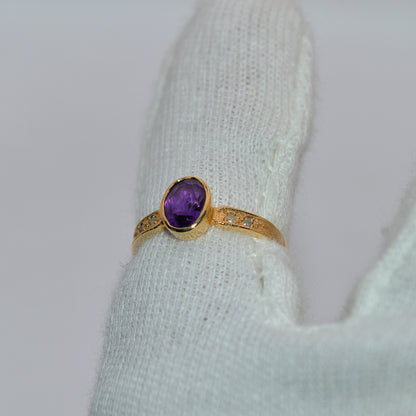 Vintage 1981 - 9ct Gold - Amethyst & Diamond Ring tilted left finger