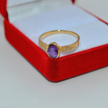 Vintage 1981 - 9ct Gold - Amethyst & Diamond Ring tilt left top down