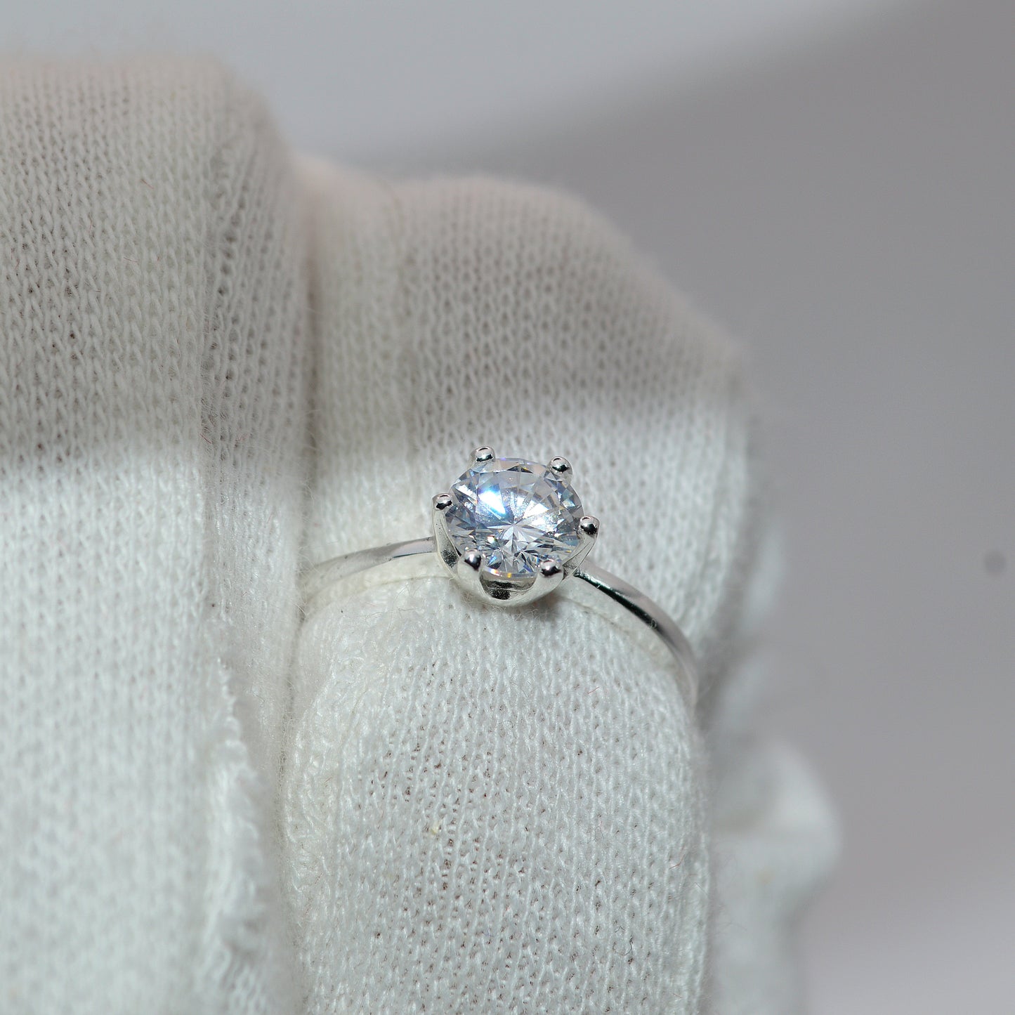 Sterling Silver - Cz Solitaire Ring ringer close front on