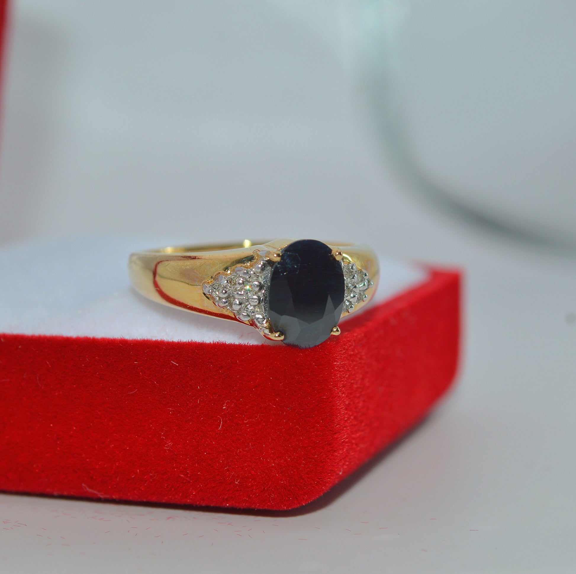 9ct Gold - Sapphire & Diamond Ring right tilt